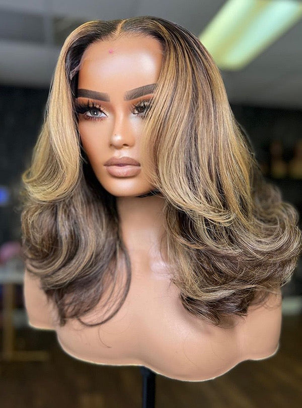 JAZMINEE <p> Warm Golden Blonde Highlight Glueless HD Wig